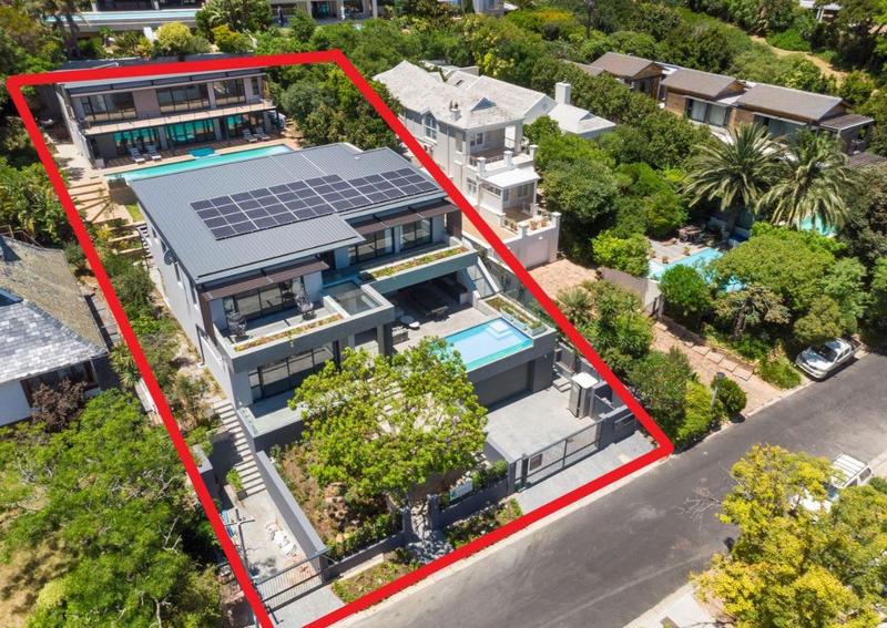 6 Bedroom Property for Sale in Camps Bay Western Cape